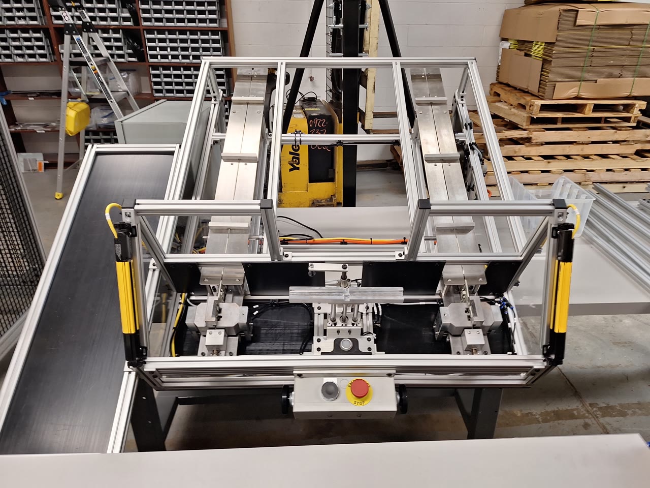 Ergonomic Semi-Automatic Assembly Machine